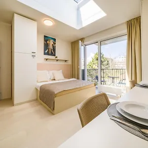 https://katy-apartments-center.brnohotels.org
